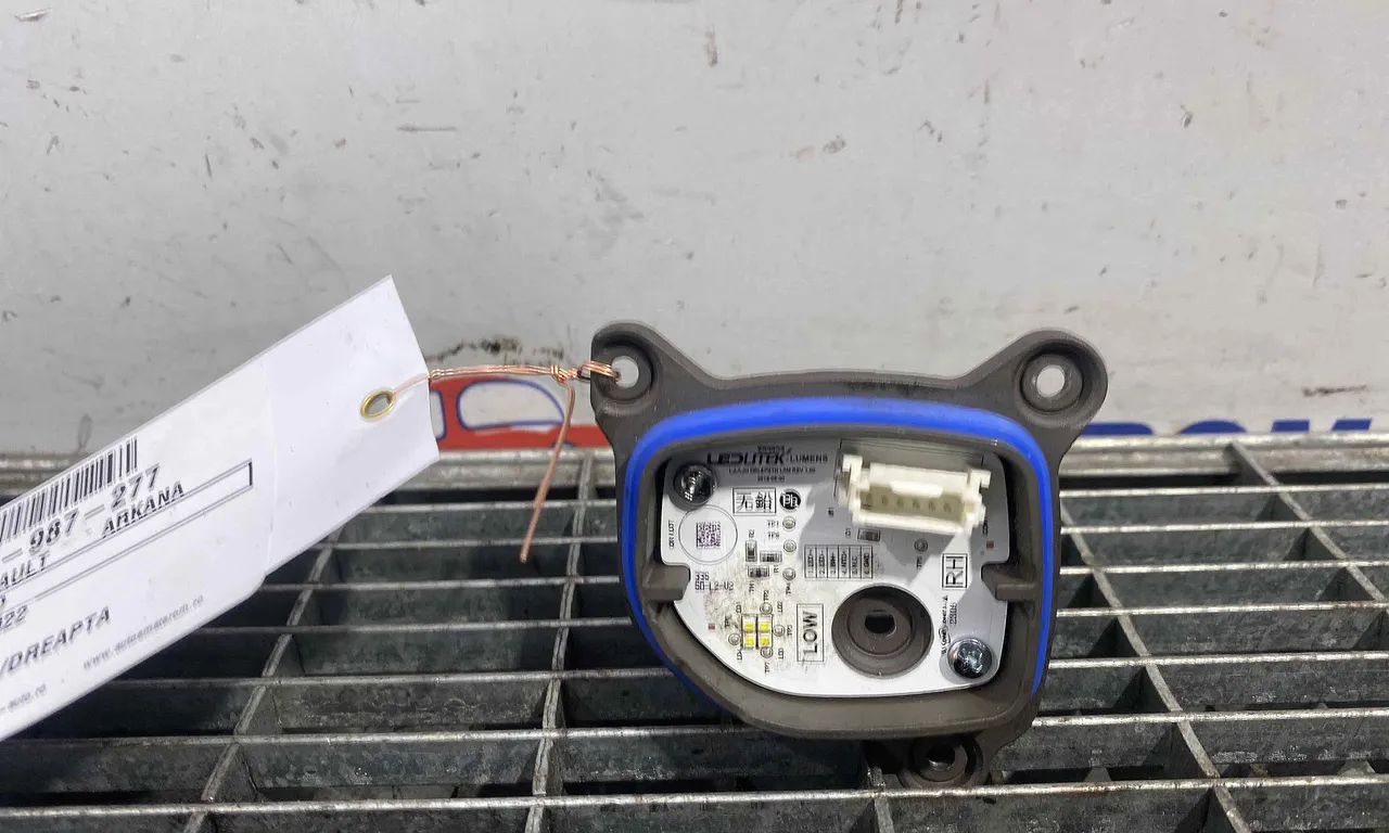 MODUL LED RENAULT ARKANA I 2019-2022