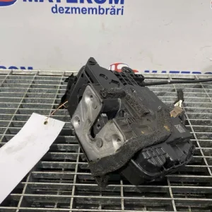 INCUIETOARE USA FATA DREAPTA