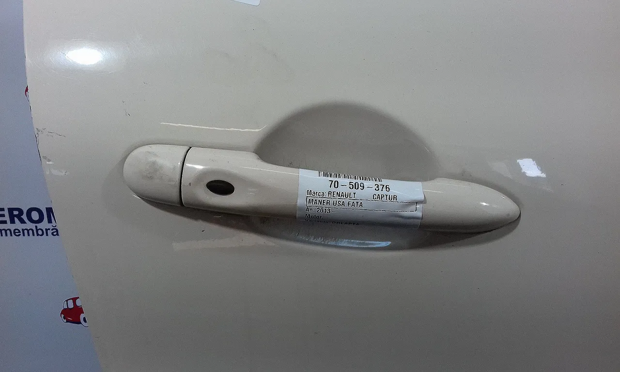 MANER USA FATA DREAPTA RENAULT CAPTUR I 2013-2016
