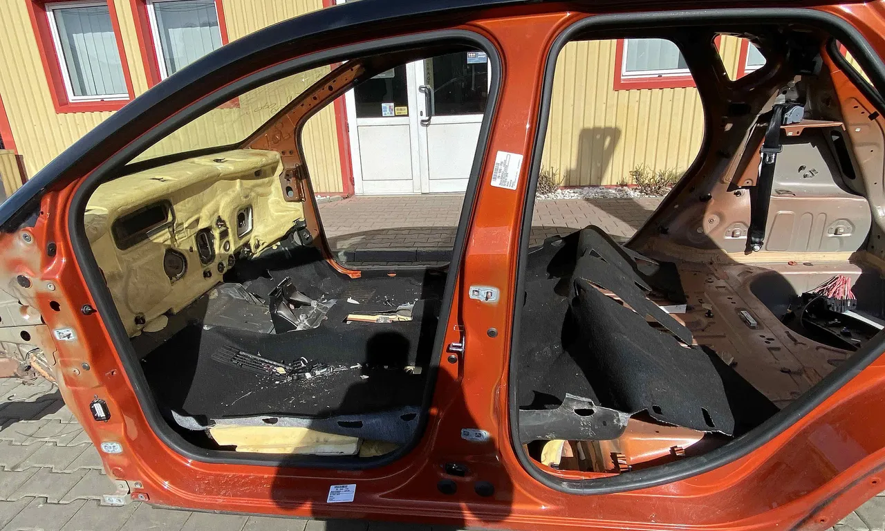 STALP MIJLOC STANGA RENAULT CAPTUR I 2013-2016