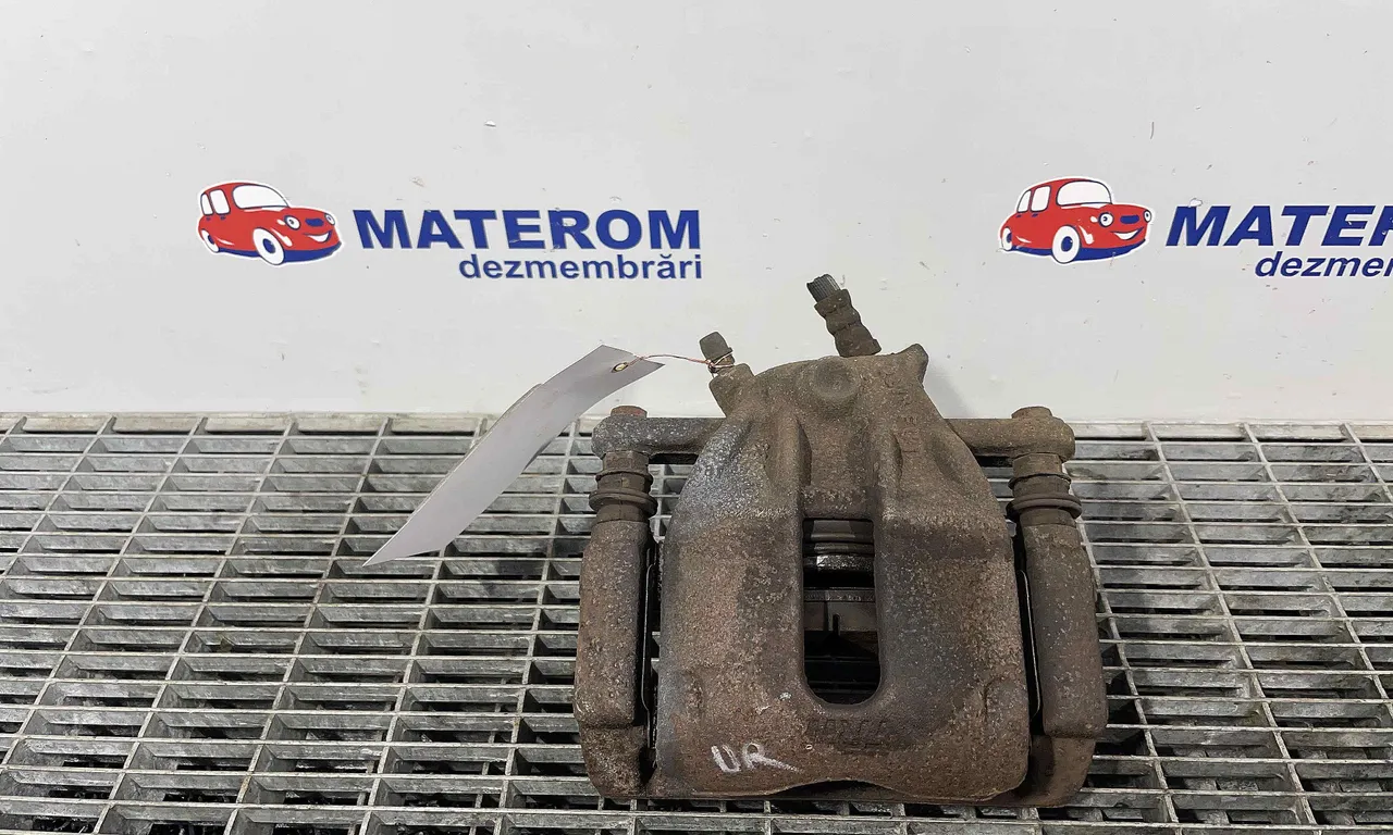 ETRIER FATA DREAPTA RENAULT CAPTUR I 2013-2016