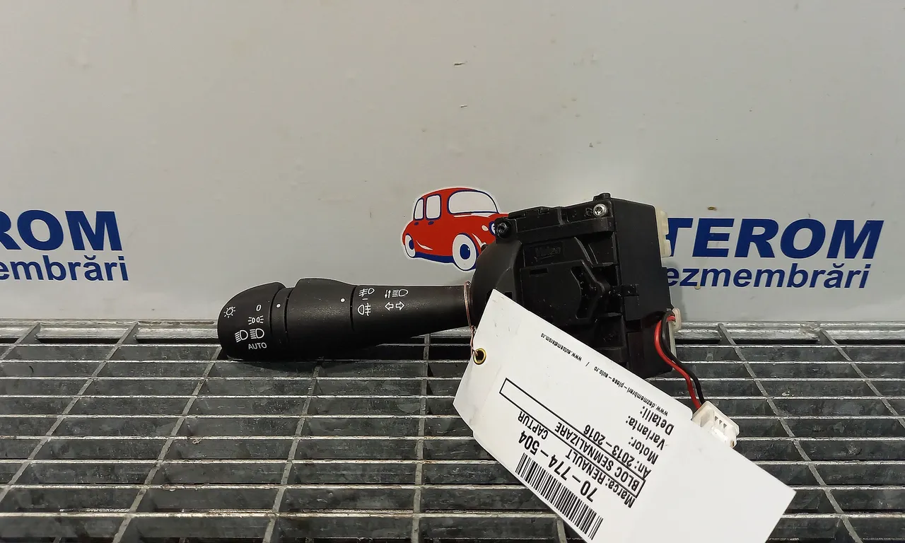 BLOC SEMNALIZARE RENAULT CAPTUR I 2013-2016