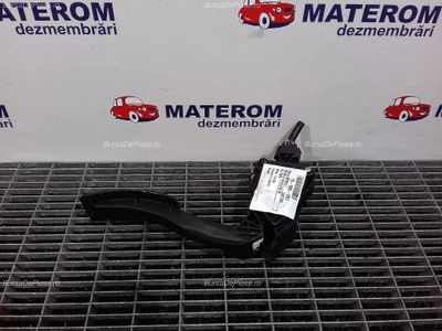 PEDALA ACCELERATIE RENAULT CAPTUR I 1.5 dCi 90 2013-2016 oe 180223454R, vedere frontata