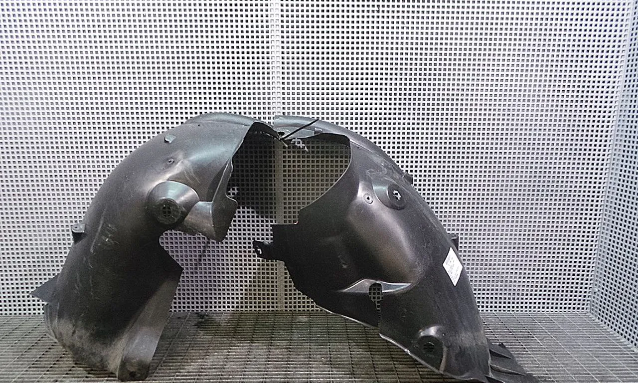 APARATOARE NOROI FATA DREAPTA RENAULT CLIO III 2005-2014