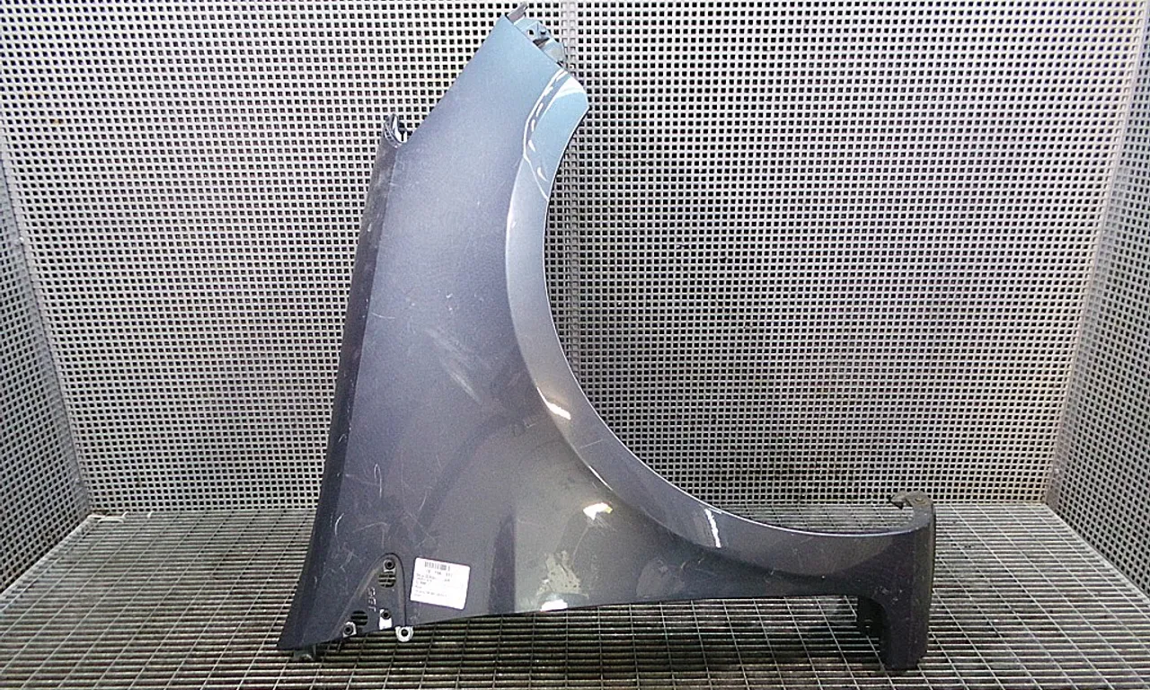 ARIPA FATA DREAPTA RENAULT CLIO III 2005-2014