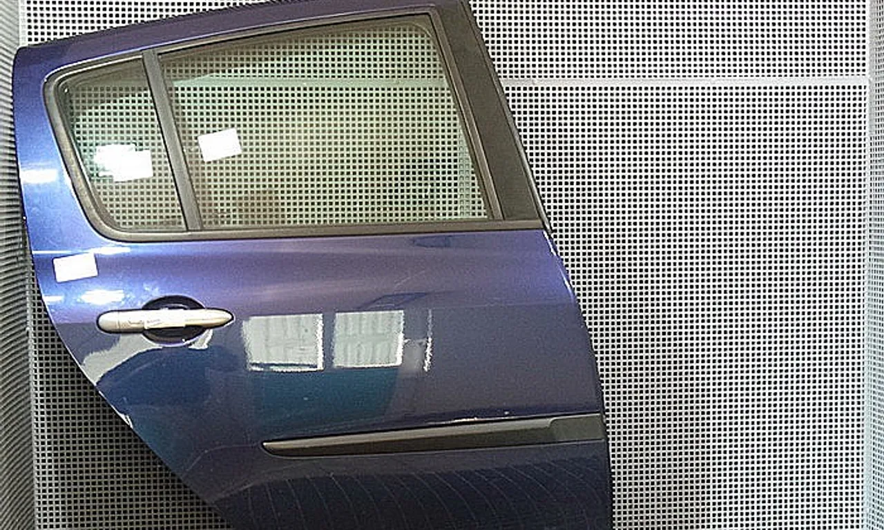 USA SPATE DREAPTA RENAULT CLIO III 2005-2014