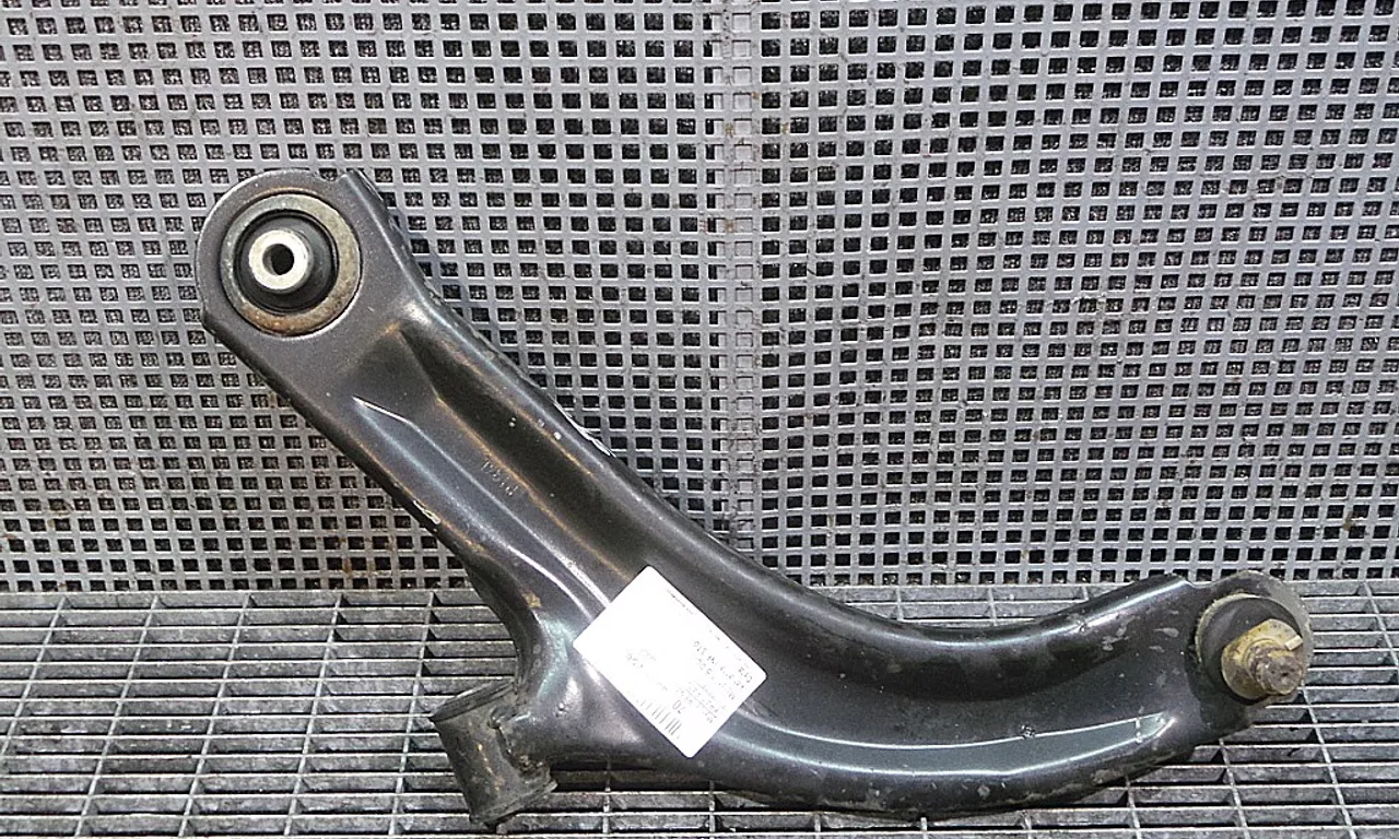 BRAT FATA INFERIOR STANGA RENAULT CLIO III 2005-2014