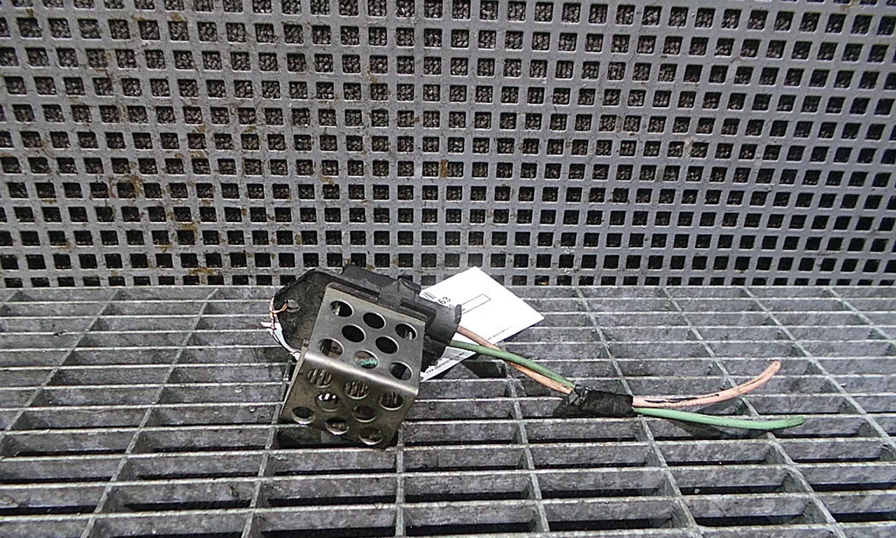 RELEU VENTILATOR CLIMA RENAULT CLIO III 2005-2014