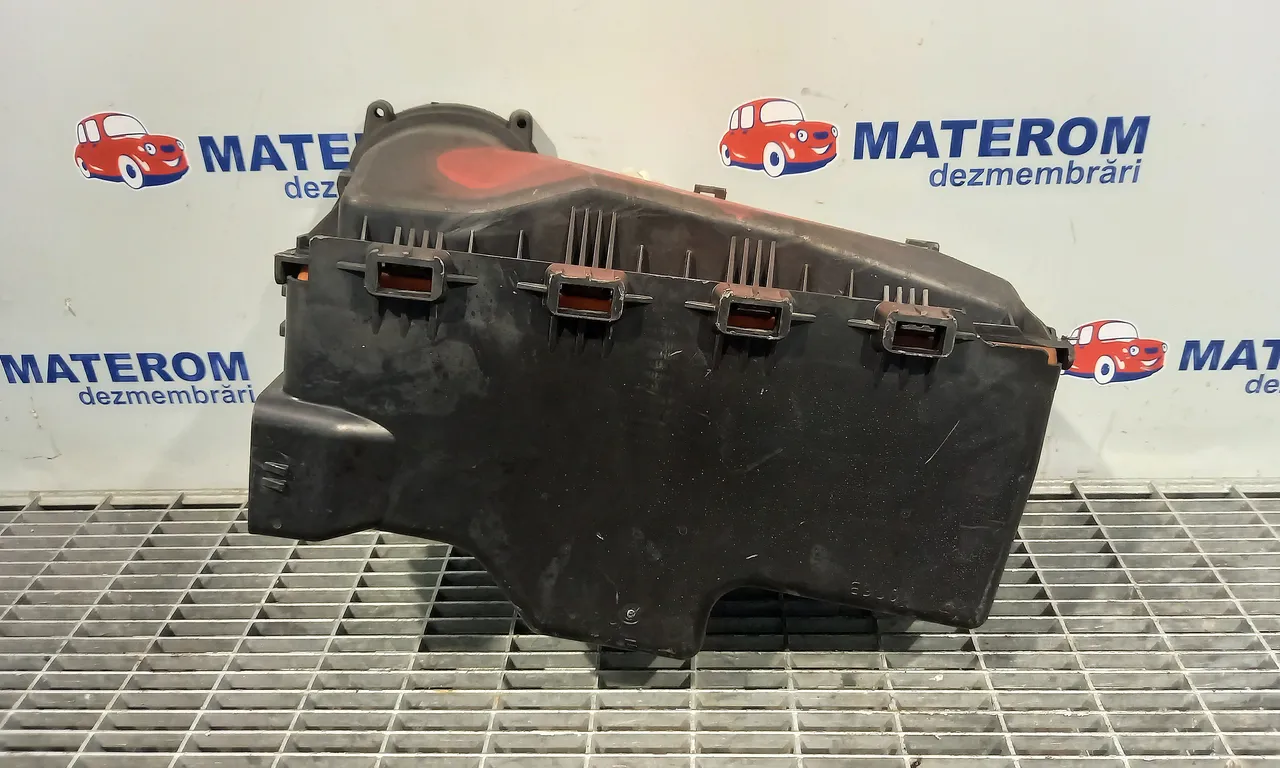 CARCASA FILTRU AER RENAULT CLIO III 2005-2014