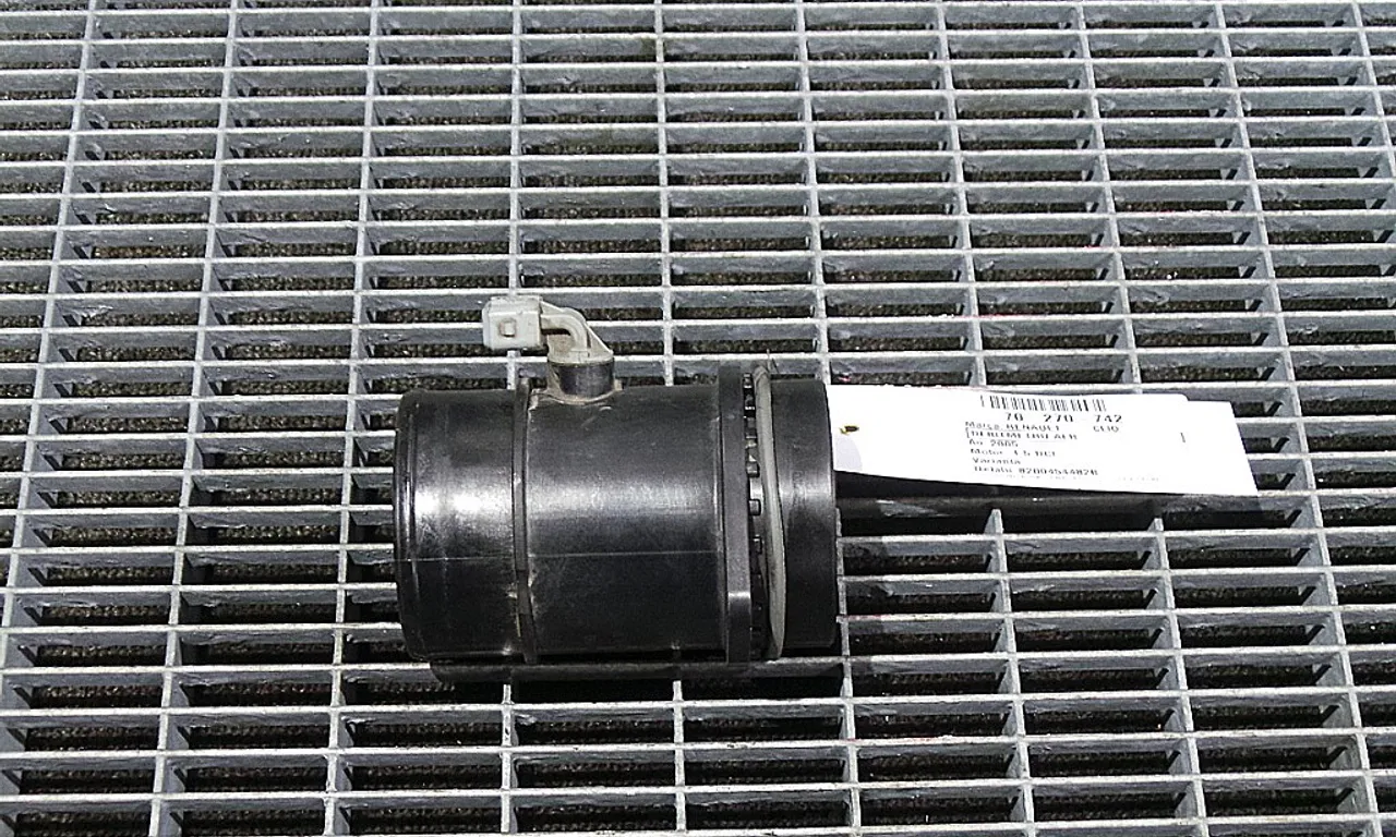 DEBITMETRU AER RENAULT CLIO III 2005-2014