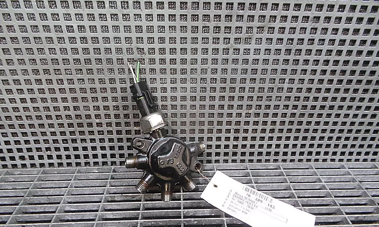RAMPA INJECTIE RENAULT CLIO III 2005-2014