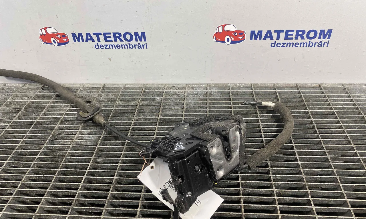 INCUIETOARE USA FATA DREAPTA RENAULT CLIO IV 2012-2021