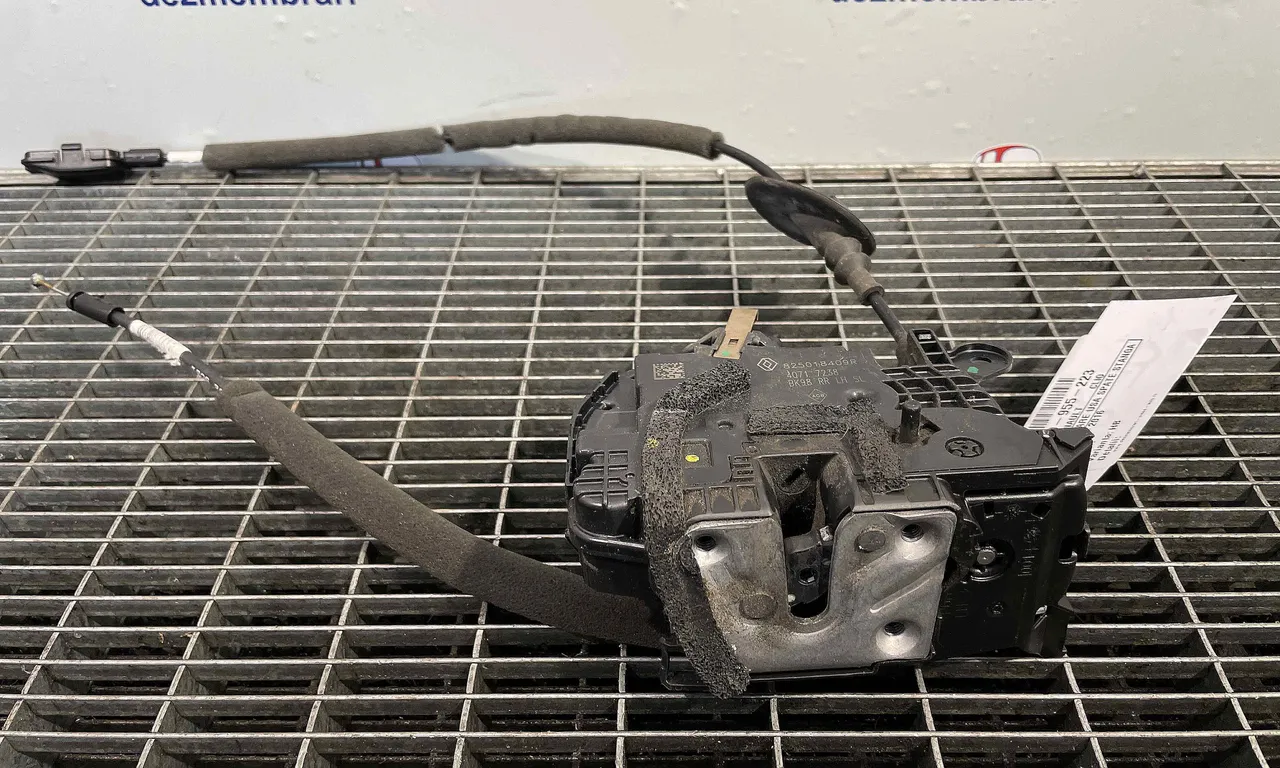 INCUIETOARE USA SPATE STANGA RENAULT CLIO IV 2012-2021