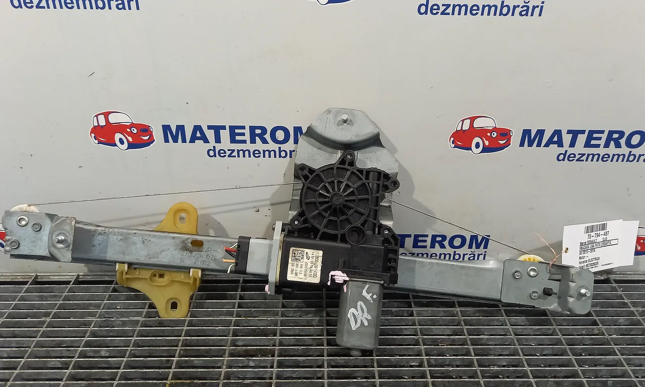 MACARA USA FATA DREAPTA RENAULT CLIO IV 2012-2021