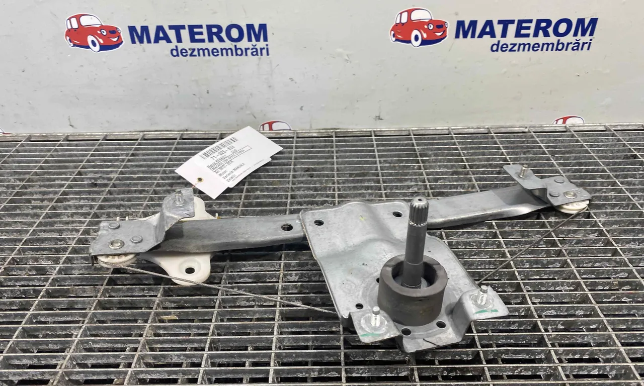 MACARA USA SPATE STANGA RENAULT CLIO IV 2012-2021