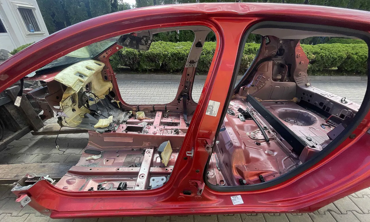 STALP MIJLOC STANGA RENAULT CLIO IV 2012-2021