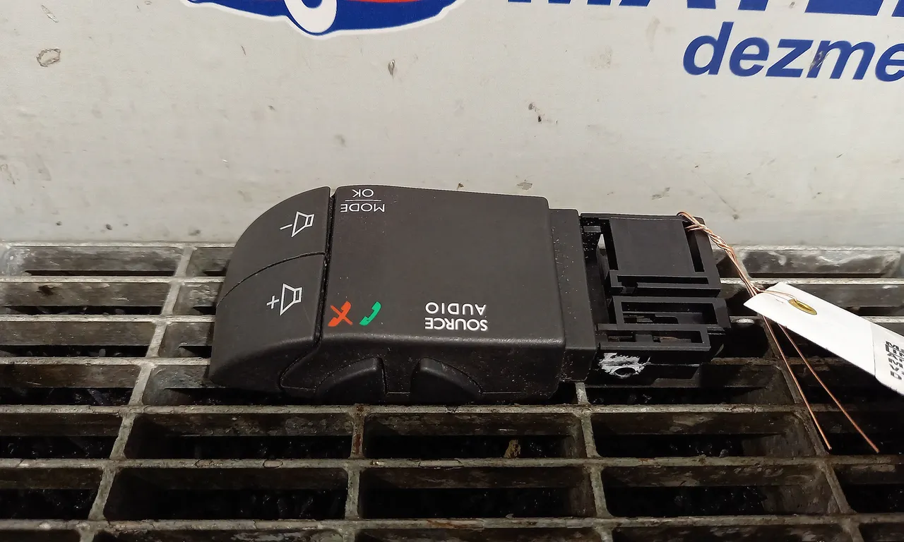 BUTOANE COMENZI VOLAN RENAULT CLIO IV 2012-2021