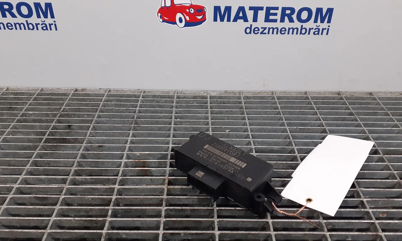 MODUL PARKTRONIC RENAULT CLIO IV 2012-2021