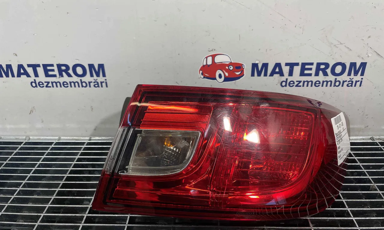 STOP DREAPTA RENAULT CLIO IV Grandtour 2012-2021