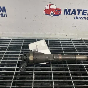 INJECTOR