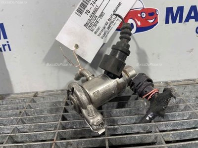 INJECTOR AD BLUE RENAULT GRAND SCENIC IV 1.7 Blue dCi 120 2016-2023 oe 160726474R, vedere frontata