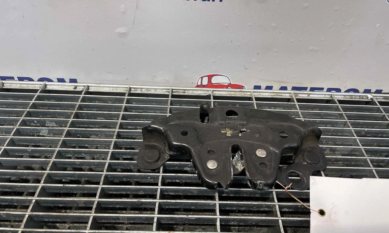 INCUIETOARE CAPOTA FATA RENAULT KADJAR 2015-2018