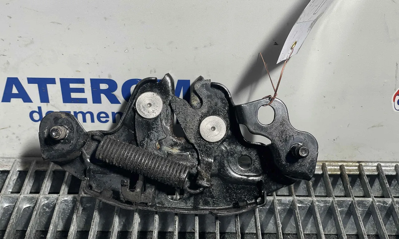 INCUIETOARE CAPOTA FATA RENAULT KADJAR 2015-2018