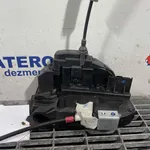 INCUIETOARE USA SPATE DREAPTA RENAULT KADJAR 1.6 dCi 130 2015-2018 oe-825004EA2B, vedere laterala