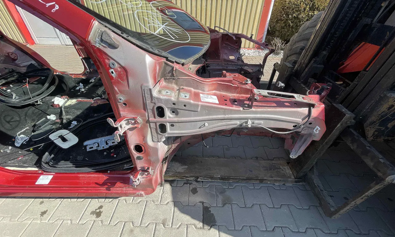 LONJERON DREAPTA RENAULT KADJAR 2015-2018
