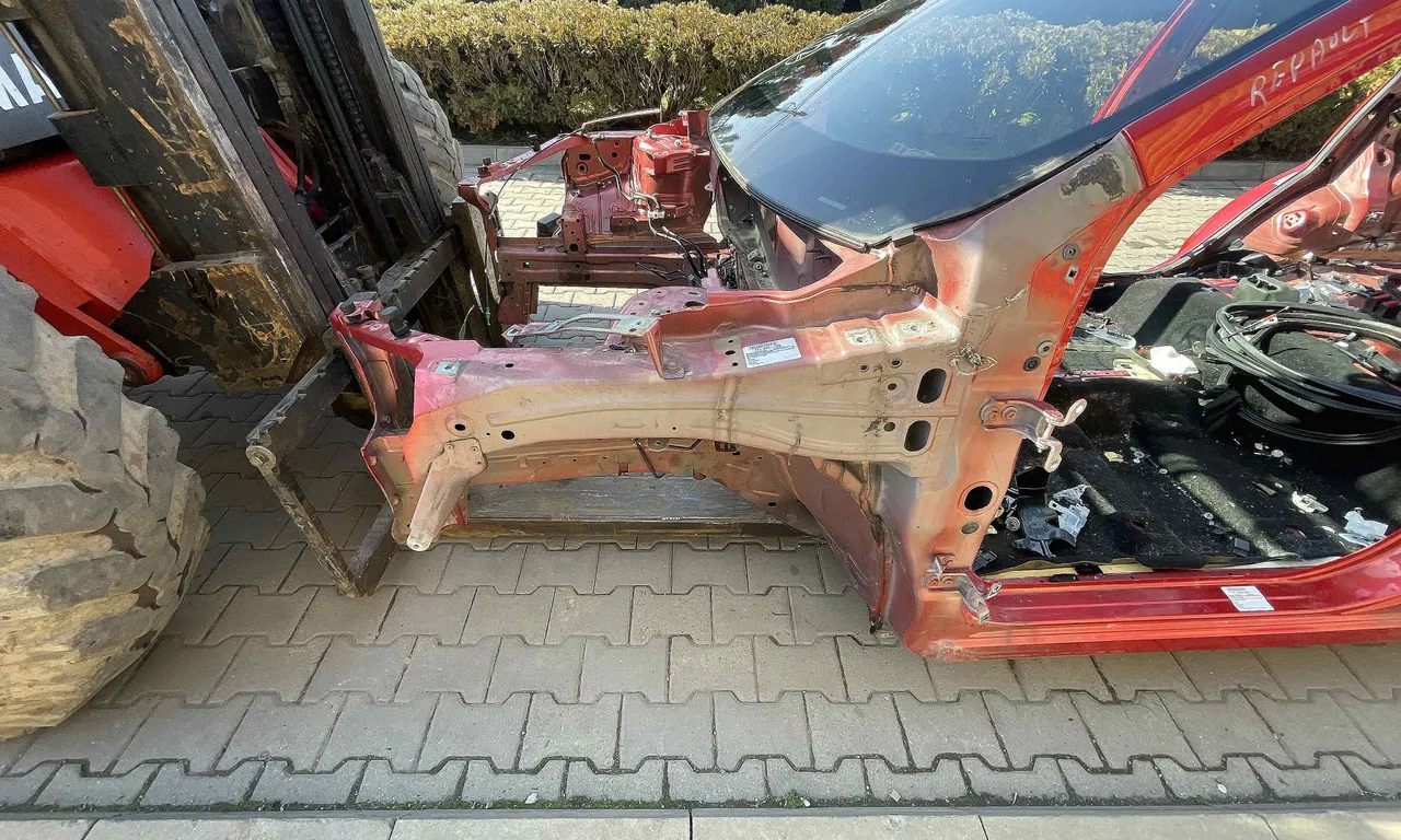 LONJERON STANGA RENAULT KADJAR 2015-2018