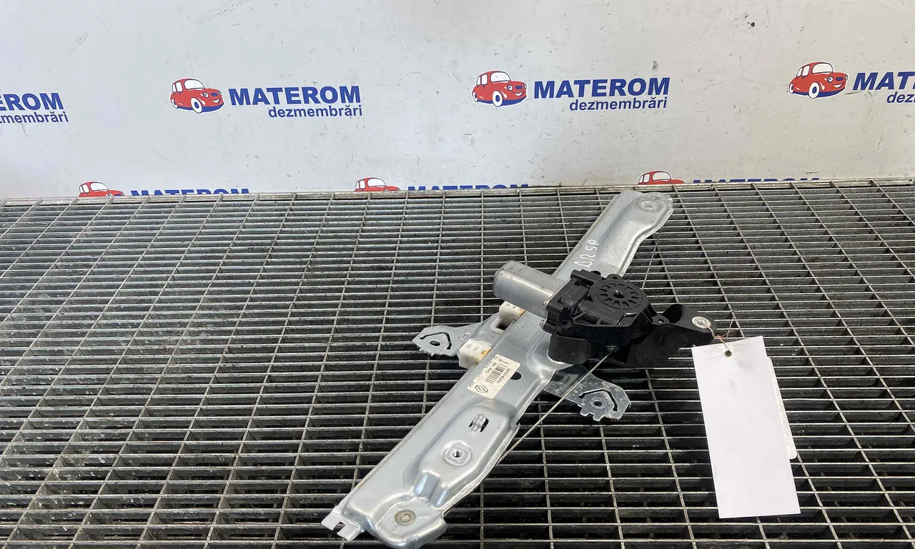 MACARA USA SPATE DREAPTA RENAULT KADJAR 2015-2018