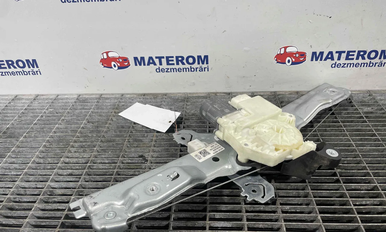 MACARA USA SPATE DREAPTA RENAULT KADJAR 2015-2018