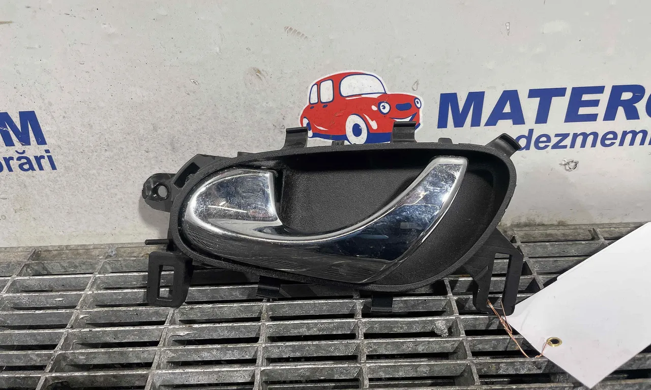 MANER USA SPATE STANGA RENAULT KADJAR 2015-2018