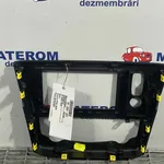 ORNAMENT BORD RENAULT KADJAR 1.2 TCe 130 2015-2018 oe-681043286R, vedere laterala