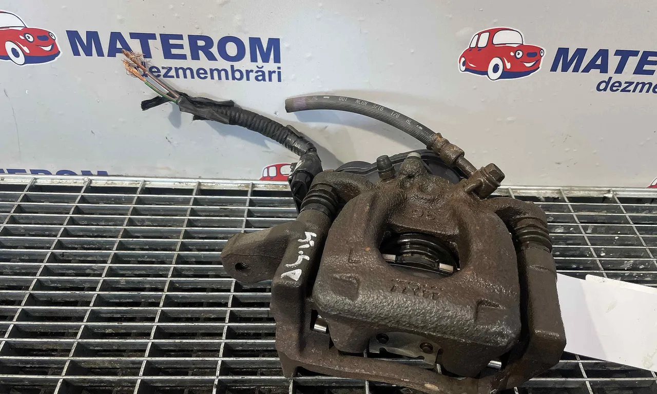 ETRIER SPATE STANGA RENAULT KADJAR 2015-2018