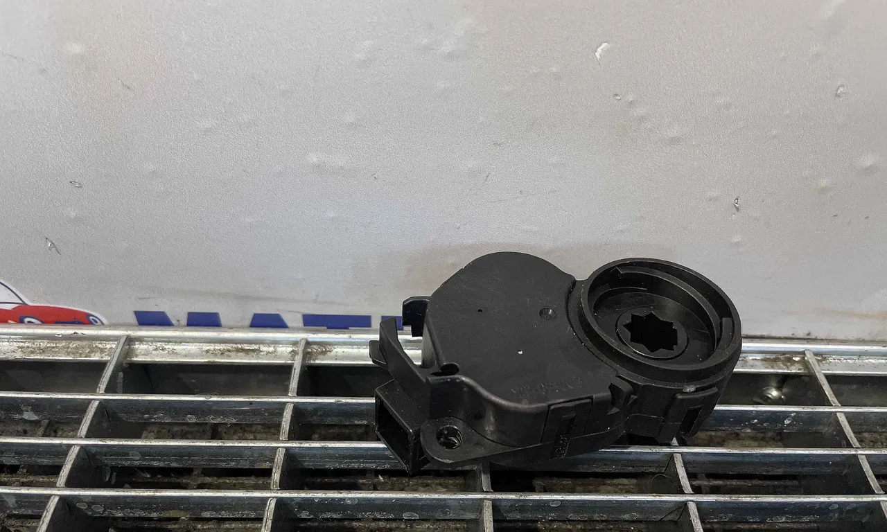 MOTORAS CLAPETA INCALZIRE RENAULT KADJAR 2015-2018