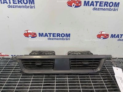 GRILA BORD RENAULT KANGOO Express 1.5 dCi 75 2008-2024 oe 687508857R, vedere frontata