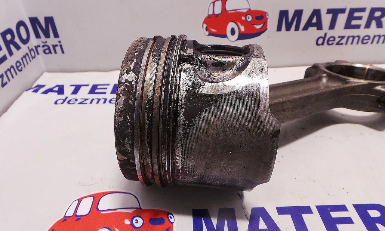 PISTON RENAULT KANGOO Express 2008-2013