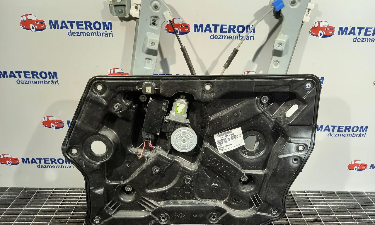 MACARA USA FATA DREAPTA RENAULT KOLEOS I 2008-2011