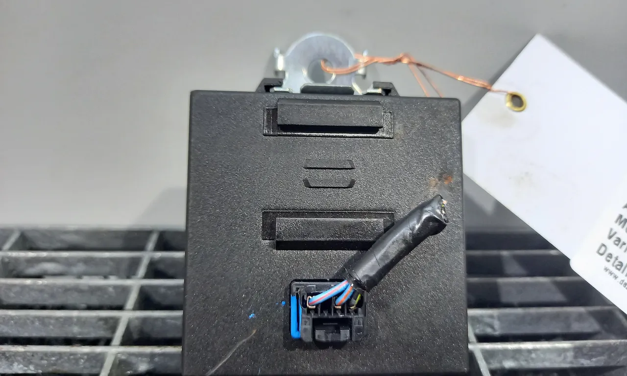 MODUL KEYLESS RENAULT KOLEOS I 2008-2011