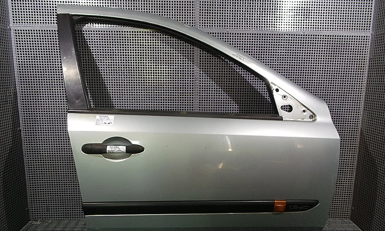 USA FATA DREAPTA RENAULT LAGUNA II 2001-2007