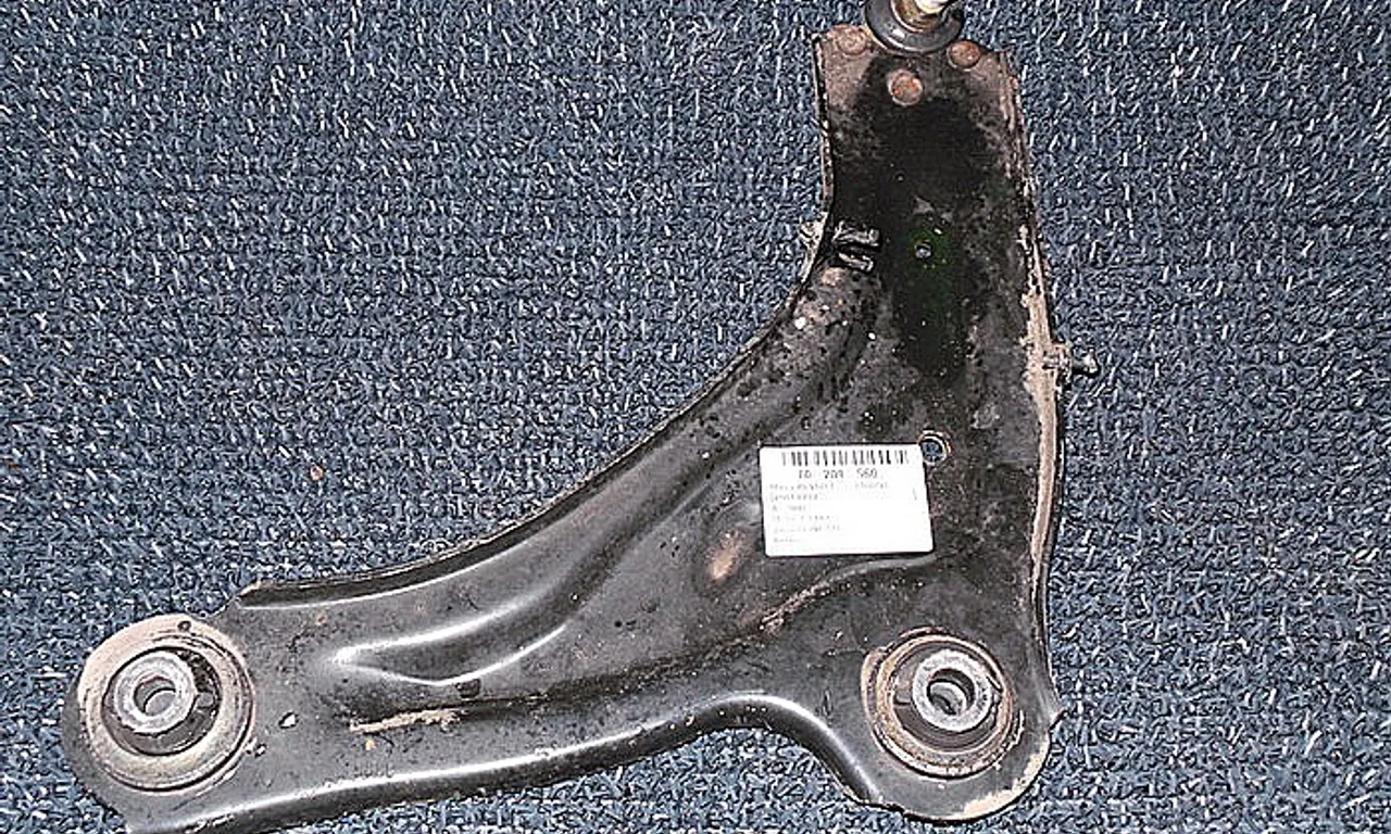 BRAT FATA INFERIOR STANGA RENAULT LAGUNA II 2001-2007
