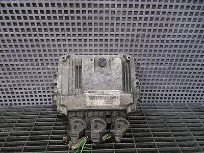 CALCULATOR MOTOR RENAULT LAGUNA II Grandtour 1.9 dCi 2001-2007 oe 281011969, vedere frontata