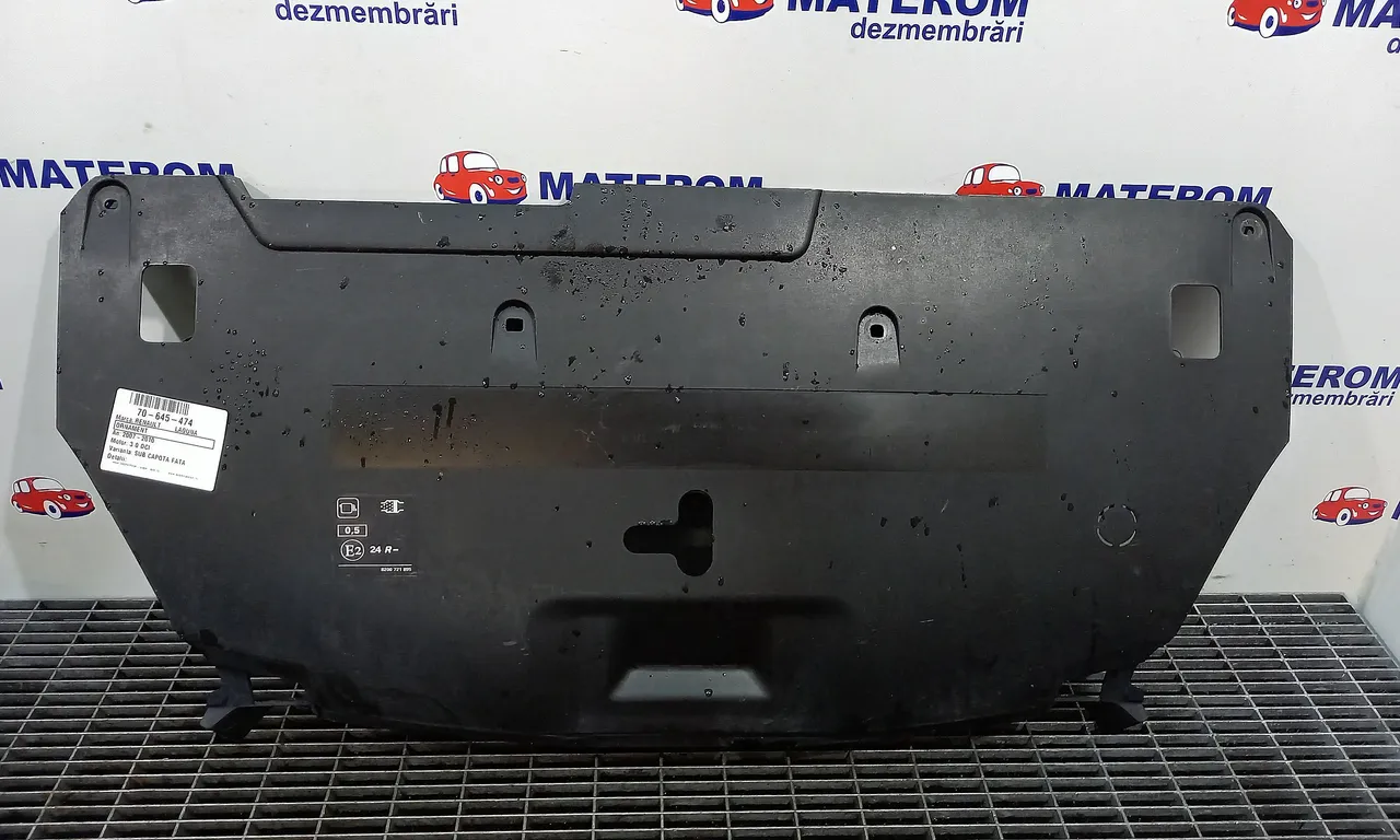ORNAMENT SUB CAPOTA FATA RENAULT LAGUNA III 2007-2015