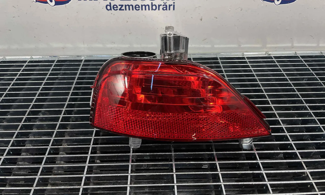 STOP DREAPTA RENAULT LAGUNA III 2007-2015