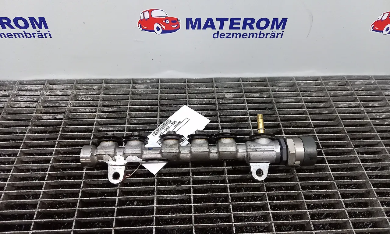 RAMPA INJECTIE RENAULT LAGUNA III 2007-2015