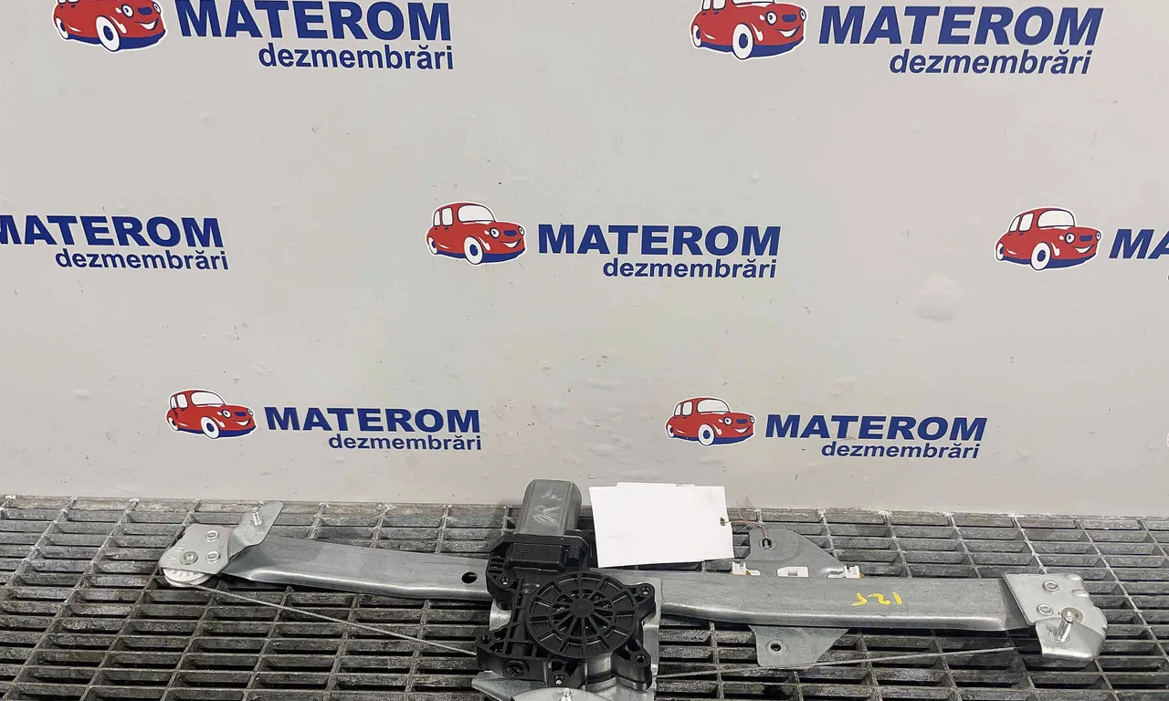 MACARA USA FATA DREAPTA RENAULT LOGAN EXPRESS 2007-2024