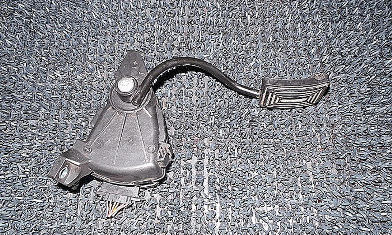 PEDALA ACCELERATIE RENAULT MASTER II 1997-2013