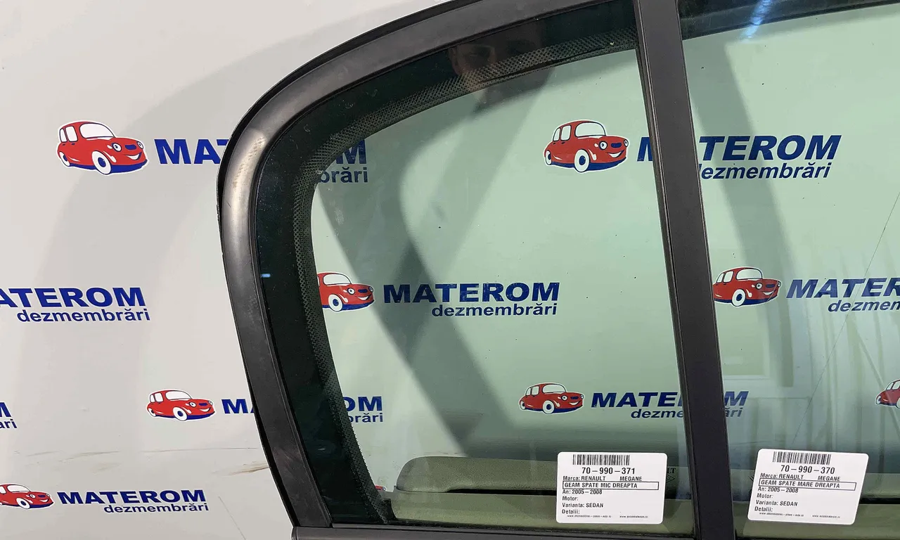 GEAM SPATE MIC DREAPTA RENAULT MEGANE II 2001-2012