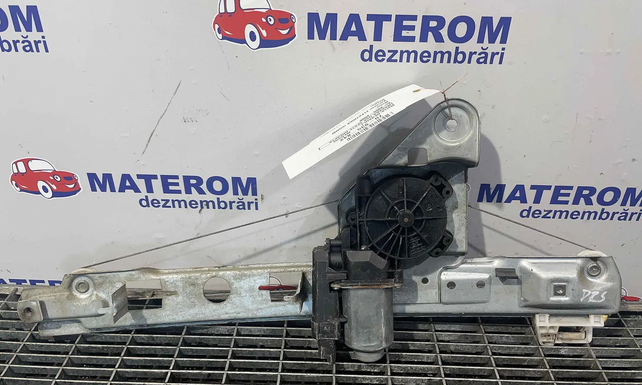 MACARA USA SPATE DREAPTA RENAULT MEGANE II 2001-2012